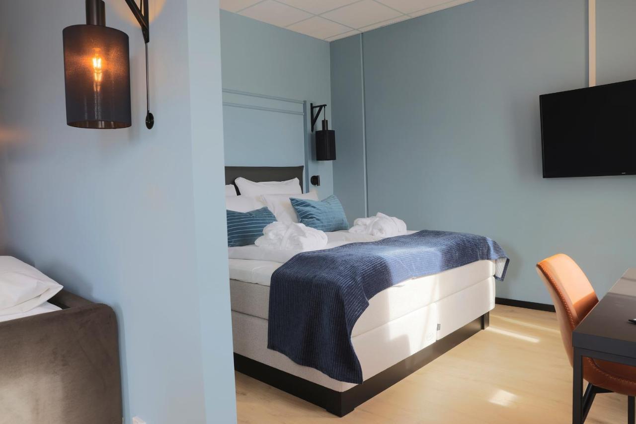 1624 Hotel 4*